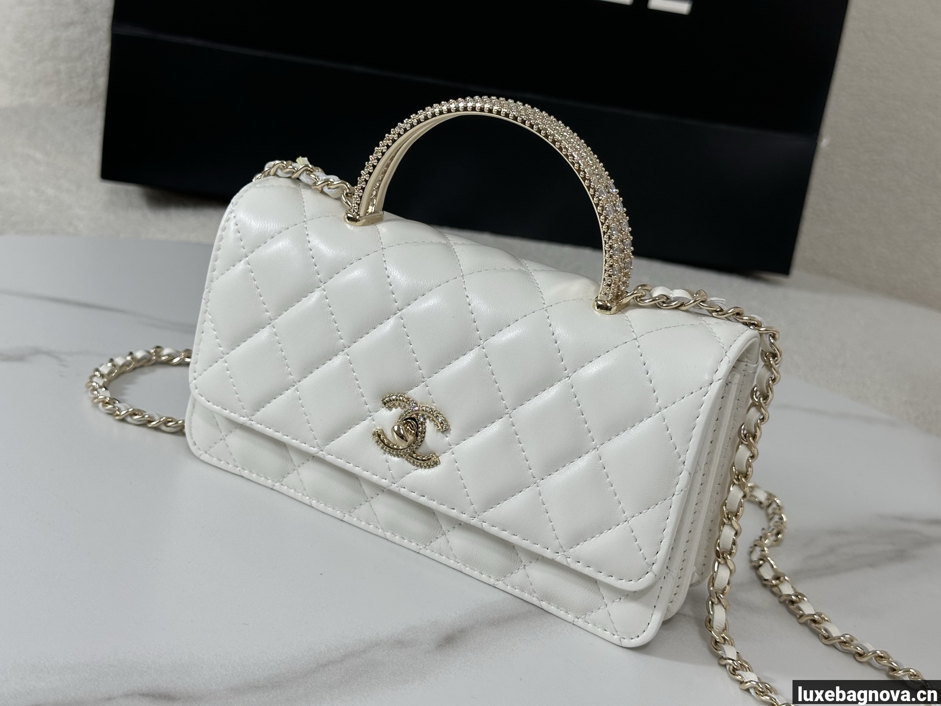 Chanel Lambskin Quilted Pick Me Up Wallet On Chain WOC White