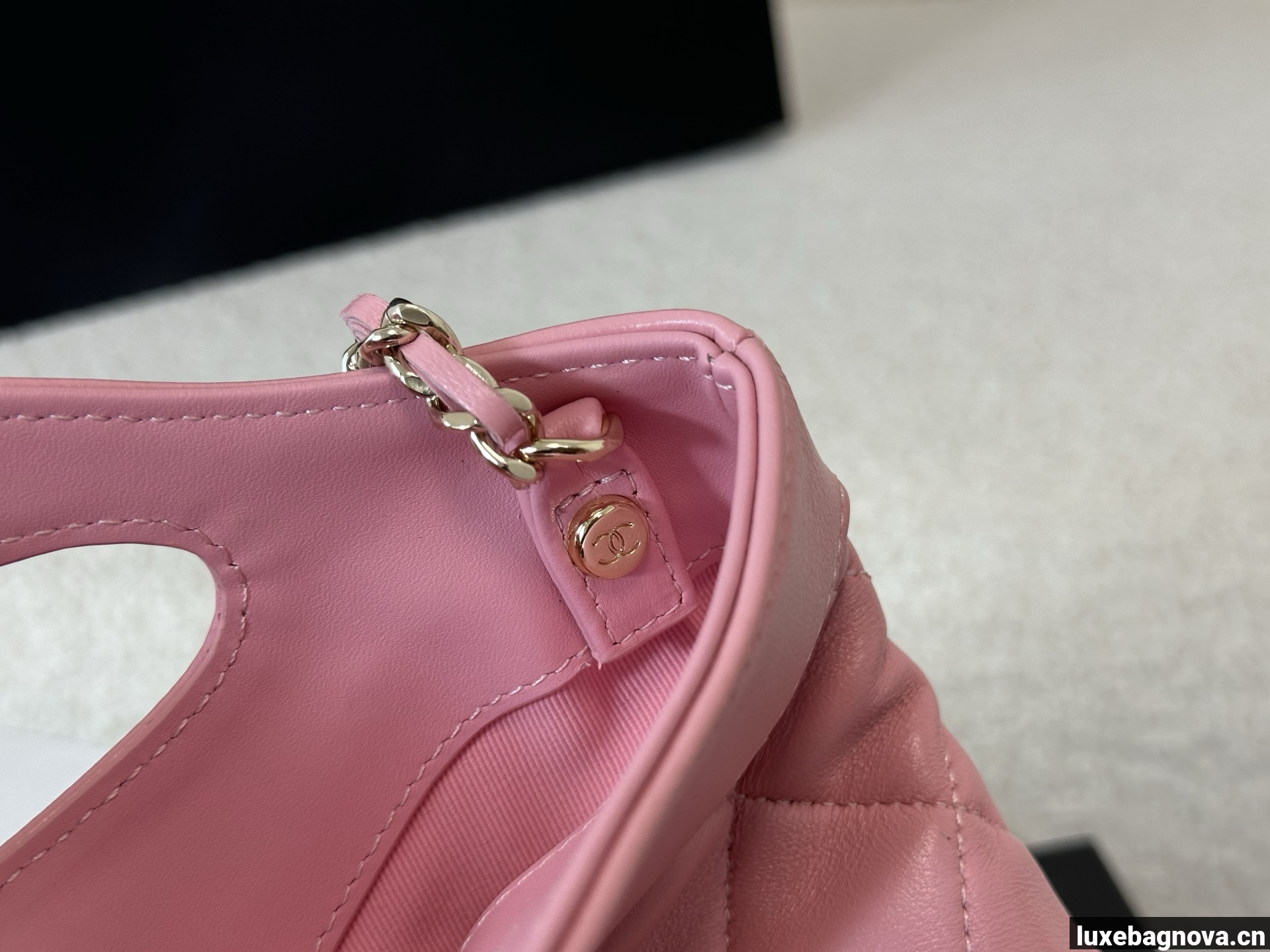 Chanel Pink quilted leather mini tote bag with chain shoulder strap