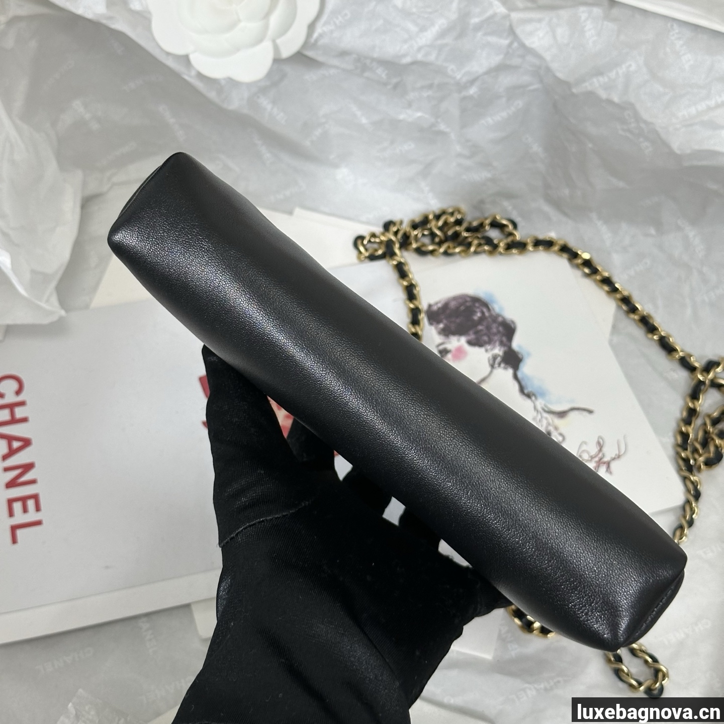 Chanel Black quilted leather mini tote bag with chain shoulder strap