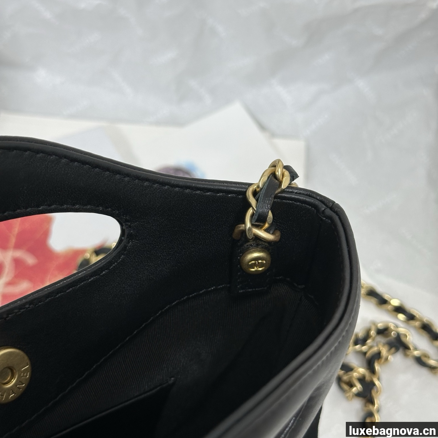 Chanel Black quilted leather mini tote bag with chain shoulder strap