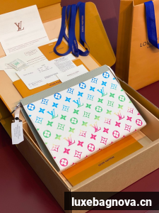 Louis Vuitton COMING SOON LV x TM Toiletry Pouch M13907 white