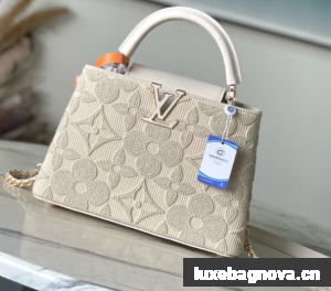 Louis Vuitton Capucines BB M14390 Vanilla
