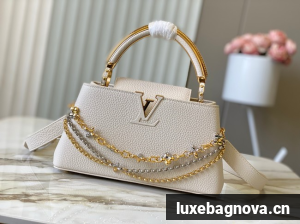 Louis Vuitton Capucines East-West BB M26345 Vanilla