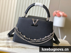 Louis Vuitton Capucines M25089 black