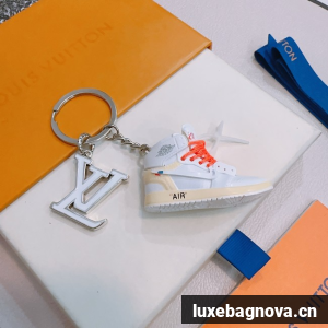 Louis Vuitton Charm and Key Holder M63084-4