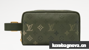 Louis Vuitton Dopp Kit M26963 Khaki