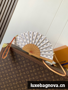 Louis Vuitton LV Fan M14804 white