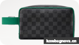 Louis Vuitton Locket Dopp Kit N40852 black