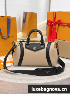 Louis Vuitton Medium LV Biker M25516 Apricot
