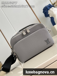Louis Vuitton Messenger M11657 gray