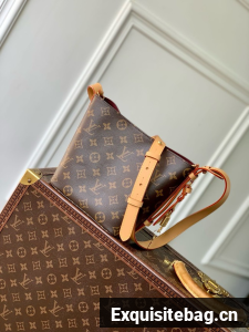 Louis Vuitton Monogram Canvas M12925