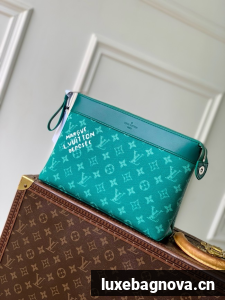 Louis Vuitton Pochette Voyage Souple M12665 green