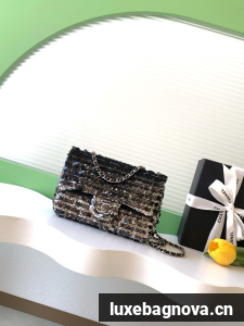 CHANEL Evening Bag AS4298 black