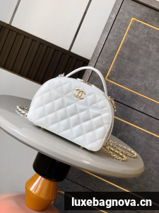 CHANEL LONG VANITY WITH CHAIN AP425C WHITE