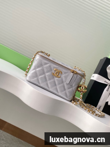 CHANEL MINI CLUTCH Grained Calfskin AP3940 Silvery