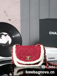 CHANEL SMALL HANDBAG 24N red