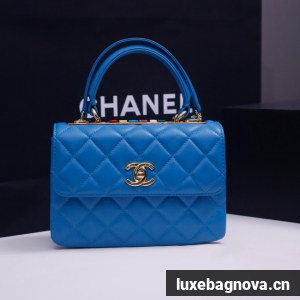 CHANEL mini Flap Bag With Top Handle 4654-10