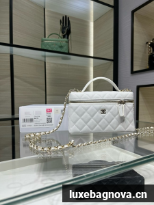Chanel CLUTCH WITH CHAIN AP4385 white