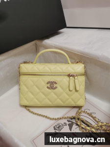 Chanel CLUTCH WITH CHAIN AP4483 yellow