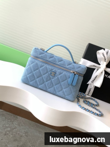 Chanel CLUTCH WITH CHAIN Denim AP4407 blue