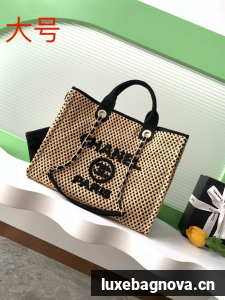 Chanel LARGE SHOPPING BAG A66941 black