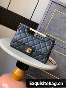 Chanel SMALL TOTE AS5390 black