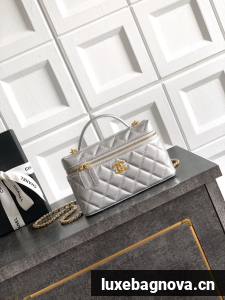 Chanel Vanity with Chain 26C AP4936 Silver