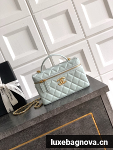 Chanel Vanity with Chain 26C Oil-tanned leather AP4936 blue