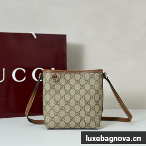 Gucci GG Emblem nano bucket bag GG canvas 847090 brown