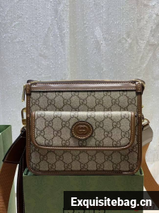 Gucci Messenger bag with Interlocking G 674164 brown