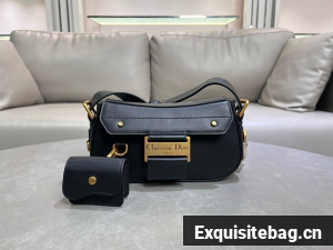 Dior Small Streetchic Bag mooth Calfskin M3913CDKV black