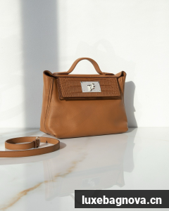 Hermes Original Togo Leather Bag H2424 brown
