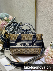 MEDIUM LADY DIOR BAG Natural Wicker and Blue Dior Oblique Jacquard M0565A