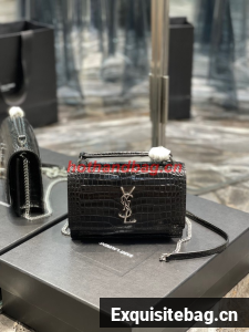 SAINT LAUREN SUNSET CHAIN WALLET IN CROCODILE-EMBOSSED SHINY LEATHER A533026 BLACK