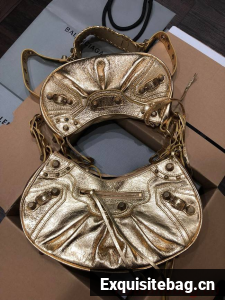 Balenciaga WOMENS LE CAGOLE MEDIUM SHOULDER BAG IN GOLD 27541 Balenciaga WOMENS LE CAGOLE MEDIUM SHOULDER BAG IN GOLD 27541