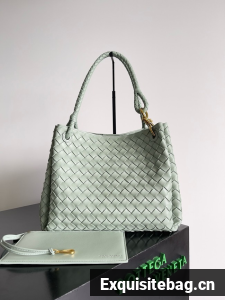 Bottega Veneta Parachute 826212 Travertine&Brass finish