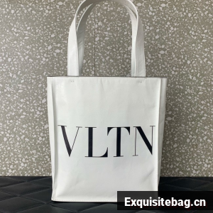 VALENTINO Calf leather Shoulder Bag 0047 white