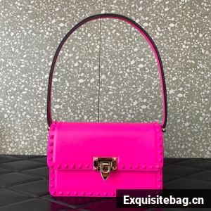 VALENTINO GARAVANI ROCKSTUD23 calfskin bag AZS098 pink