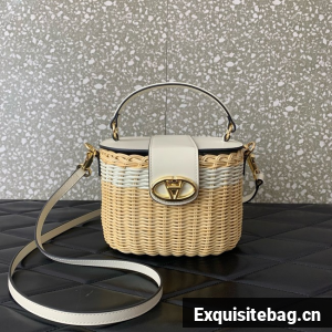 VALENTINO VLOGO SIGNATURE RAFFIA Shoulder Bag 5066 white