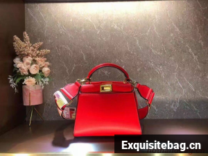 FENDI PEEKABOO ISEEU SMALL leather bag F1615 red