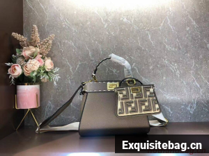 Fendi Peekaboo ISeeU Small leather bag F8636 gray