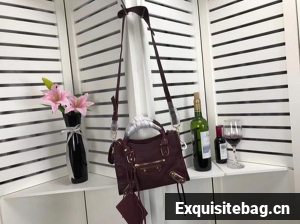 Balenciaga Giant City Gold Studs Handbag B084336 Wine Balenciaga Giant City Gold Studs Handbag B084336 Wine