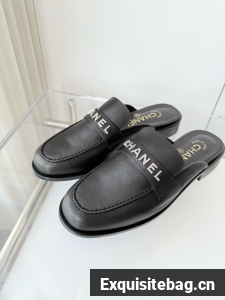 Chanel Womens Princetown slipper 45090-1