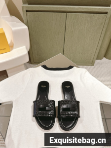 Fendi Slippers 45050-4