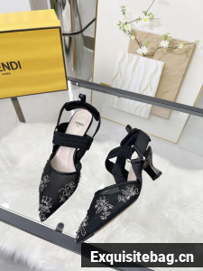 Fendi WOMENS SANDAL 44966-10