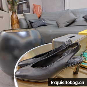 Fendi shoes 55833-10