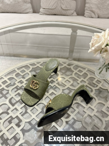 GUCCI Womens slide sandal with Horsebit 21075-3