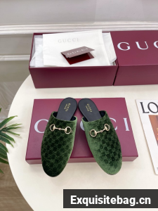 Gucci Womens Princetown slipper 45088-5