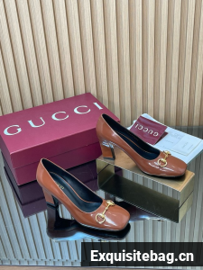 Gucci Womens Signora pump 865410-4