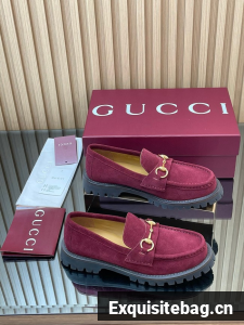 Gucci Womens loafer with Horsebit 45020-10